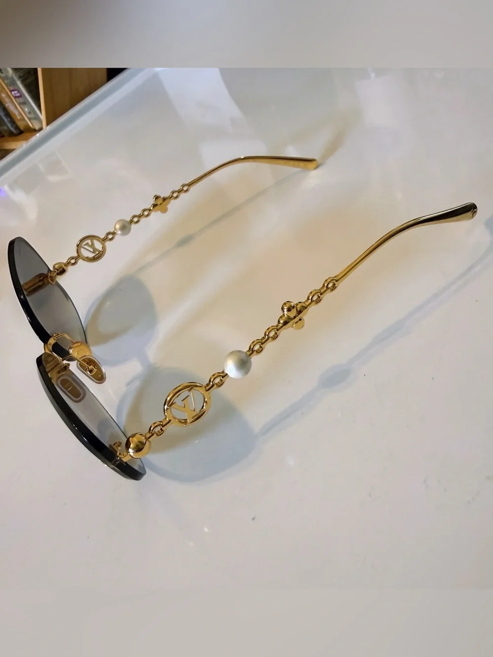 Louis Vuitton chic rimless
